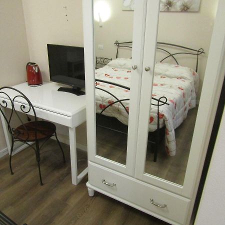 Tourist Point La Spezia Hotel ภายนอก รูปภาพ